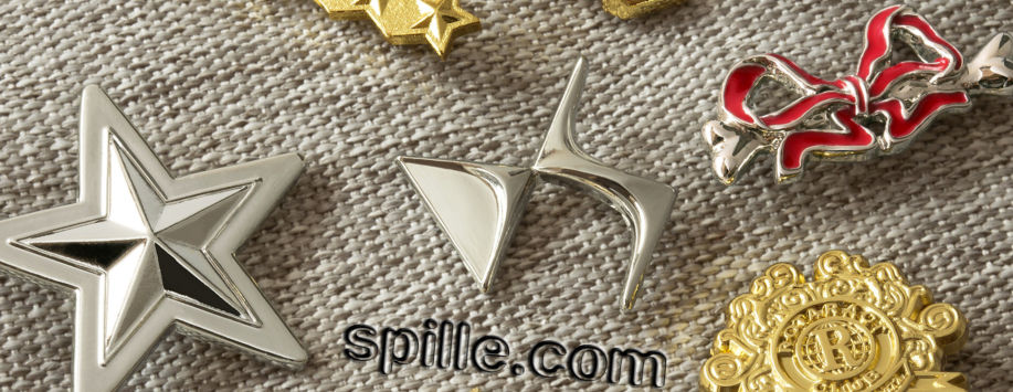 pins e spille personalizzate